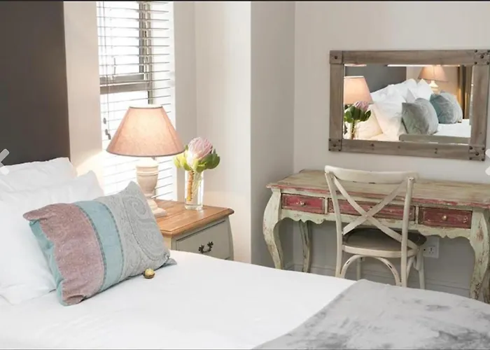 13 La Gratitude Luxury Apartment-With Backup Power For Loadshedding